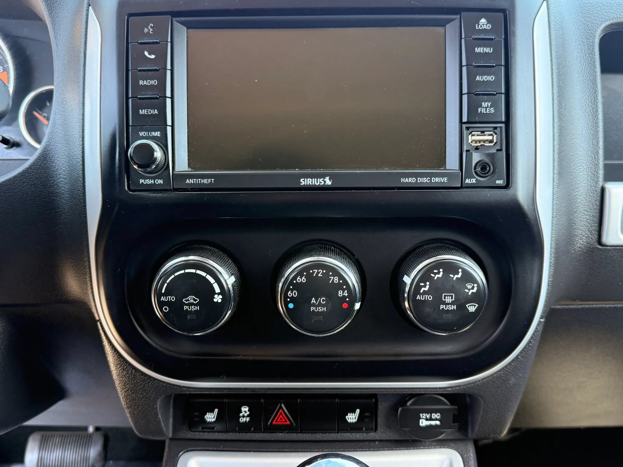 Used 2016 Jeep Compass High Altitude FWD image 26
