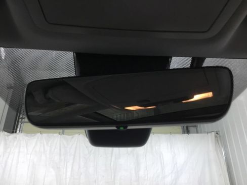 Used 2019 Toyota Highlander Limited Platinum AWD/4WD image 40