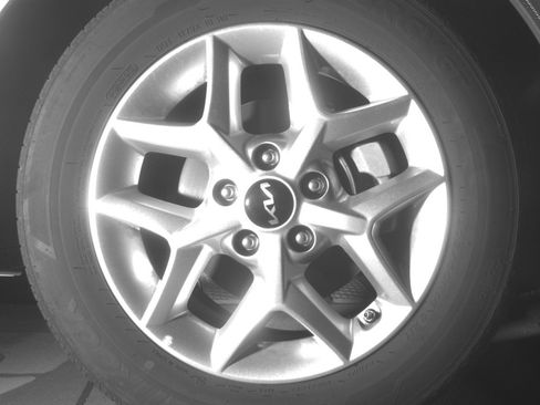Used 2025 Kia Soul LX w/ LX Technology Package FWD image 13