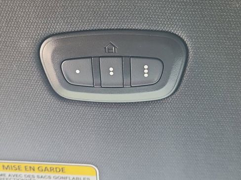 Used 2024 RAM 1500 Laramie AWD/4WD image 31