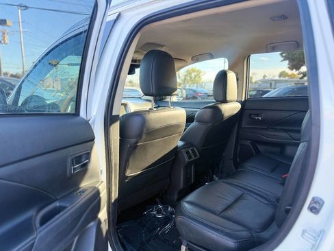 Used 2020 Mitsubishi Outlander SEL image 8