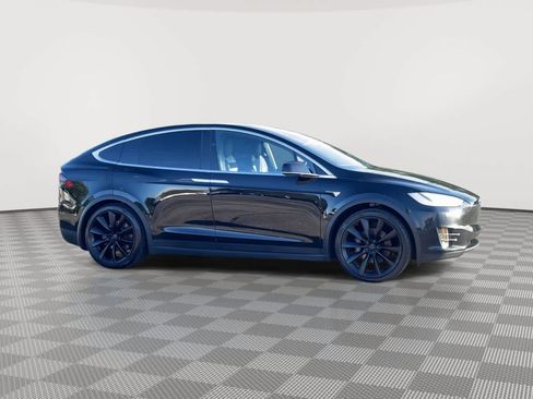 Used 2020 Tesla Model X Long Range AWD/4WD image 2