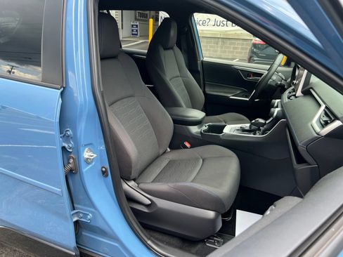Used 2024 Toyota RAV4 SE AWD/4WD image 44