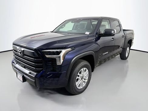 New 2026 Toyota Tundra SR5 AWD/4WD image 3