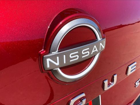 Used 2023 Nissan Rogue SV FWD image 30