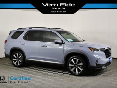 Certified 2025 Honda Pilot Touring