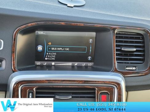 Used 2014 Volvo S60 T5 image 19