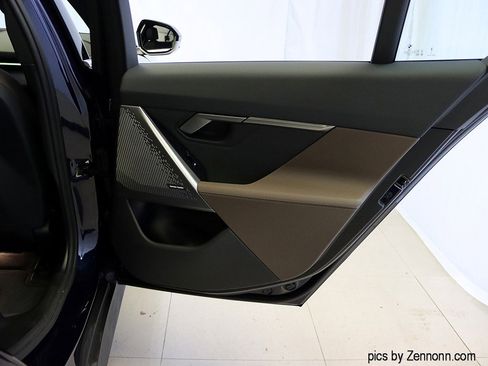 Used 2026 BMW 530i xDrive w/ Premium Package image 33