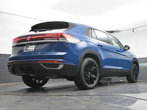 New 2026 Volkswagen Atlas Cross Sport SE FWD image 37