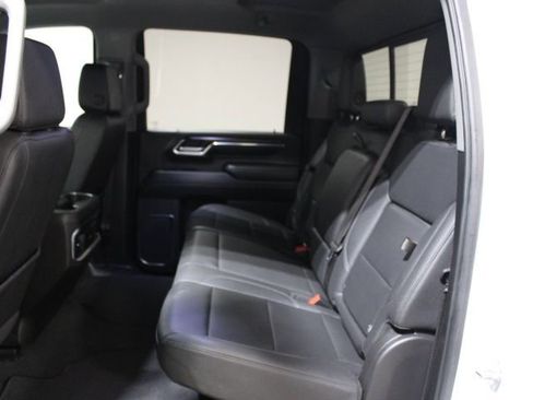 Used 2024 GMC Sierra 2500 SLT w/ SLT Convenience Package image 22