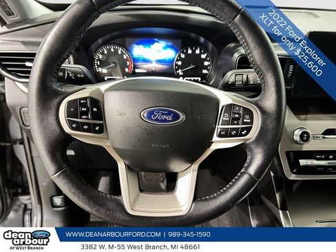 Used 2022 Ford Explorer XLT w/ Equipment Group 202A image 14