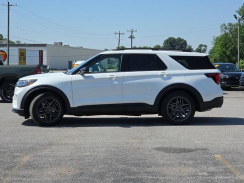 New 2026 Ford Explorer ST w/ Sun And Sound Package AWD/4WD image 4