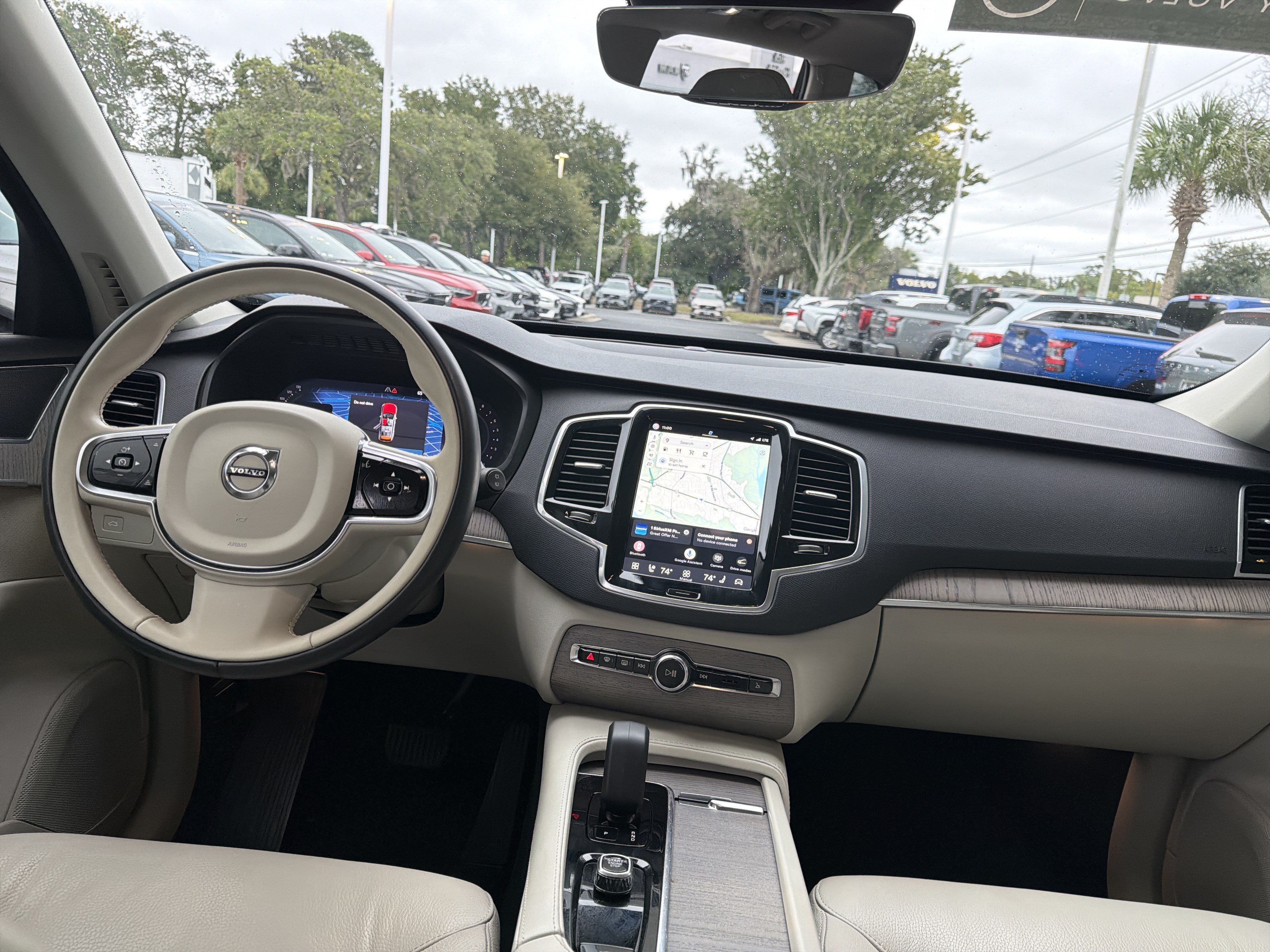 Certified 2024 Volvo XC90 B5 Plus w/ Protection Package Premier AWD/4WD image 30
