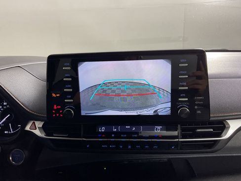 Used 2022 Toyota Sienna XSE w/ XSE Plus Package FWD image 28