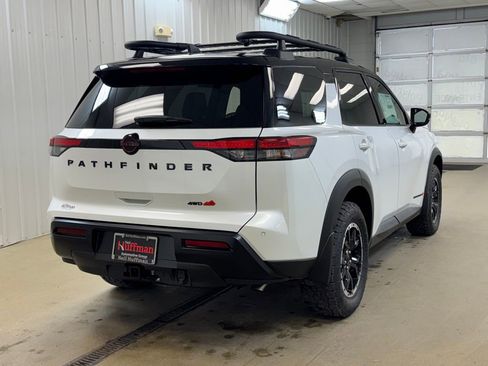 New 2026 Nissan Pathfinder Rock Creek w/ Rock Creek Premium Package AWD/4WD image 5