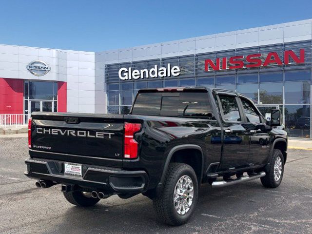 Used 2025 Chevrolet Silverado 2500 LT w/ Z71 Chrome Sport Edition AWD/4WD image 4