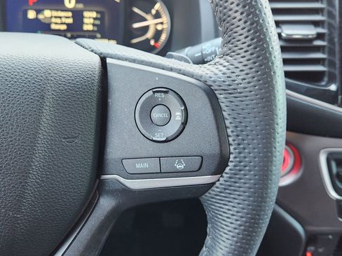 Used 2024 Honda Passport EX-L image 33