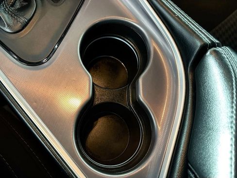 Used 2022 Dodge Challenger GT image 15