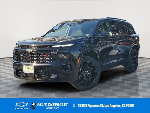 New 2026 Chevrolet Traverse RS w/ LPO, Floor Liner Package image 1