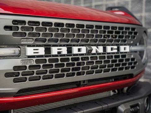 New 2026 Ford Bronco Badlands w/ Sasquatch Package image 15