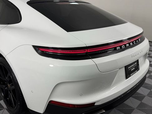 Certified 2025 Porsche Panamera 4 AWD/4WD image 12