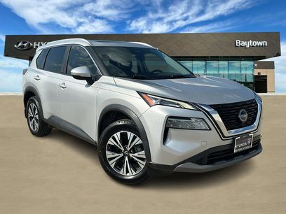 Used 2022 Nissan Rogue SV w/ SV Premium Package