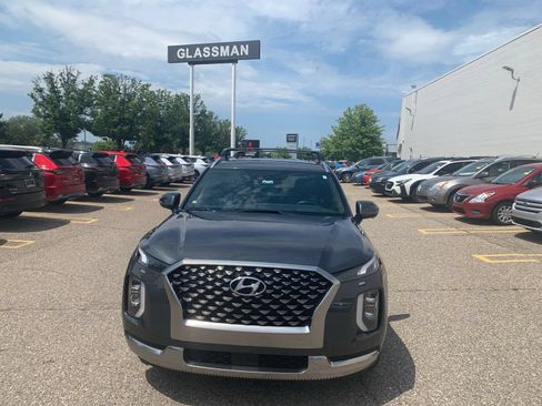 Used 2022 Hyundai Palisade Calligraphy w/ Cargo Package AWD/4WD image 2