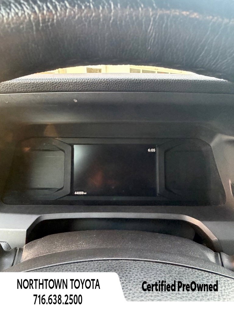 Used 2024 Toyota Tacoma SR5 AWD/4WD image 19