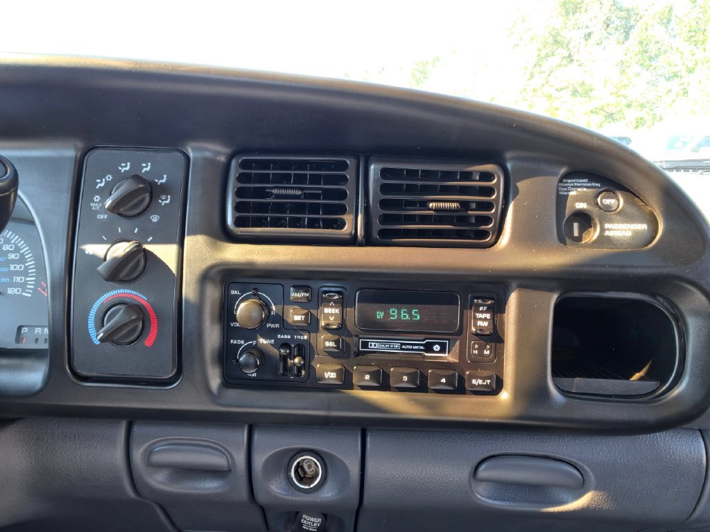 Used 1999 Dodge Ram 2500 Truck 4x4 Quad Cab image 14