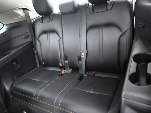 Used 2024 MAZDA CX-90 3.3 Turbo w/ Premium Package image 37