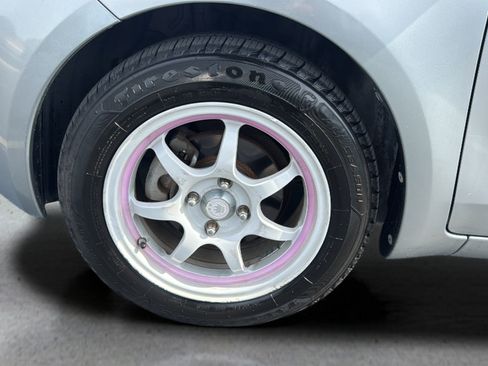 Used 2008 Toyota Yaris 2-Door Hatchback FWD image 19