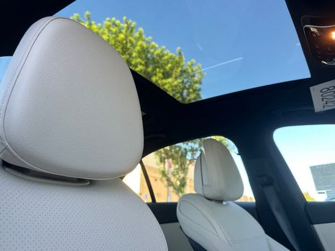 New 2026 Mercedes-Benz C 300 4MATIC Sedan image 15
