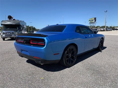 Used 2023 Dodge Challenger R/T w/ Blacktop Package image 4