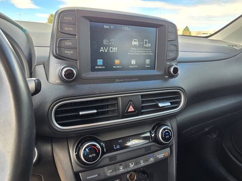 Used 2018 Hyundai Kona Limited image 23