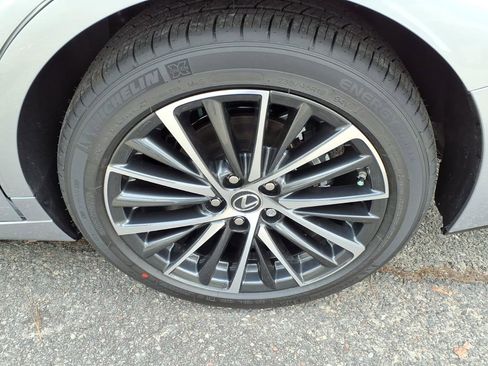 New 2025 Lexus ES 350 350 w/ Premium Package image 6