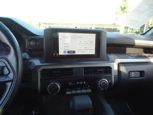 Used 2025 Toyota Tacoma SR5 image 27