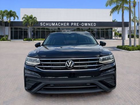Certified 2023 Volkswagen Tiguan SE FWD image 2