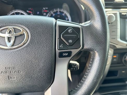 Used 2014 Toyota 4Runner SR5 image 18