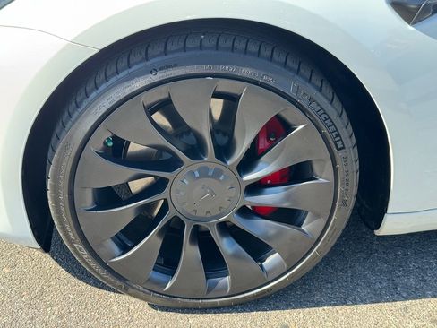 Used 2023 Tesla Model 3 Performance image 10