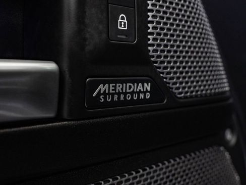 Used 2023 Land Rover Defender 90 V8 image 26