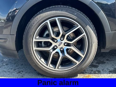 Used 2019 Ford Explorer Sport w/ Equipment Group 401A AWD/4WD image 18