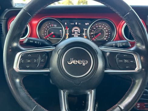 Used 2019 Jeep Wrangler Unlimited Rubicon AWD/4WD image 30