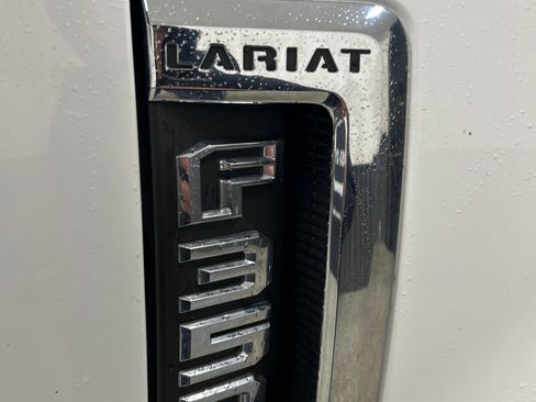 Used 2021 Ford F350 Lariat image 8