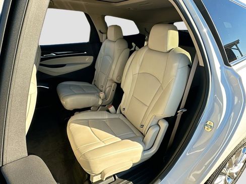 Used 2020 Buick Enclave Premium w/ Sun and Sites Package image 26