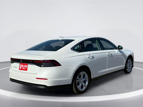 Used 2026 Honda Accord LX image 9