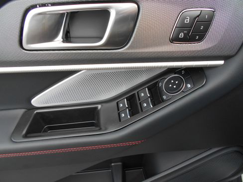 New 2026 Ford Explorer ST w/ Sun And Sound Package image 28