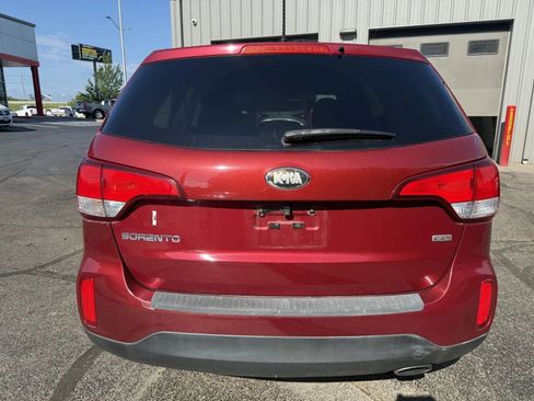 Used 2014 Kia Sorento LX FWD image 3
