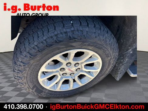 Used 2014 GMC Sierra 1500 SLE w/ SLE Value Package AWD/4WD image 4