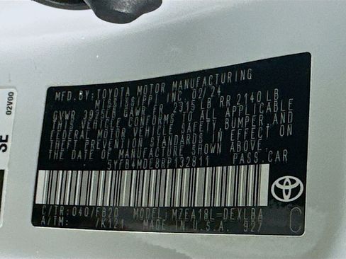 Used 2024 Toyota Corolla LE image 12