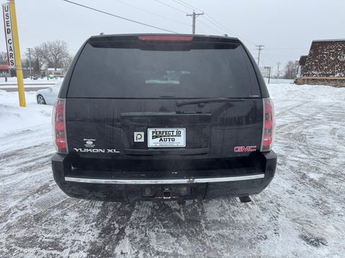 Used 2008 GMC Yukon XL Denali image 6